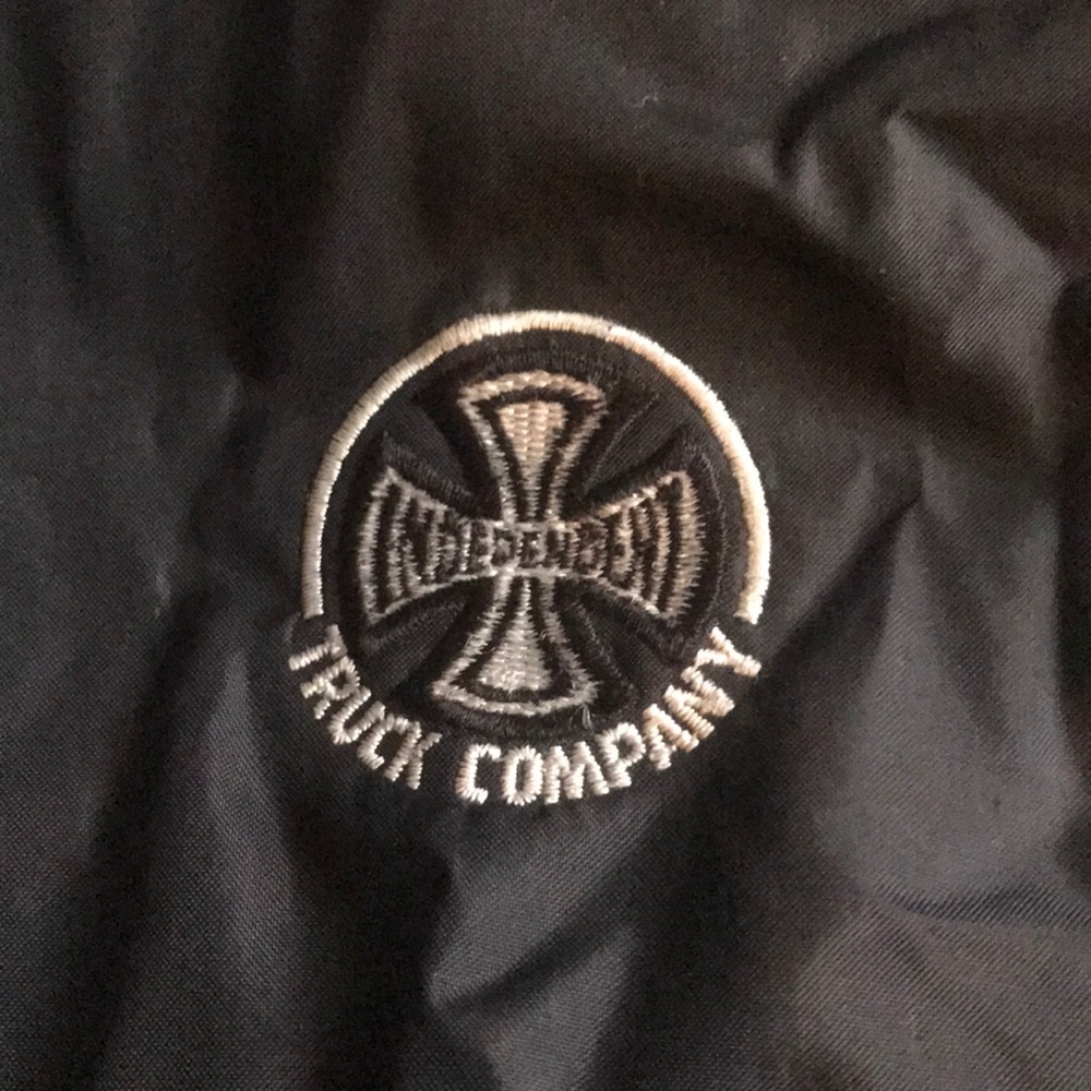 Vintage Independent skate windbreaker, L